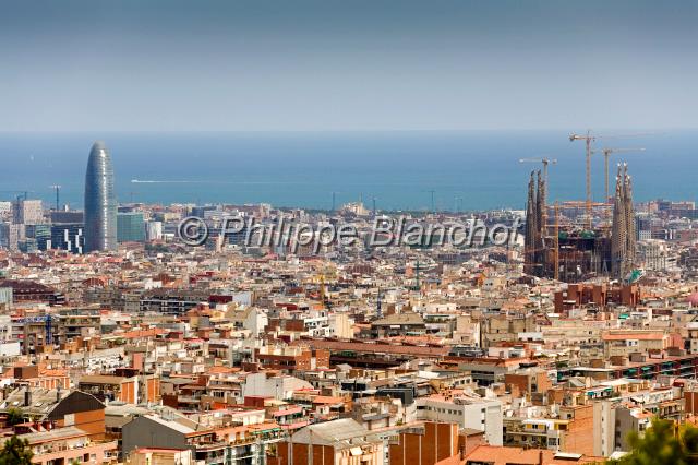 espagne catalogne 40.jpg - Vue sur Barcelone depuis le Parc GüellCatalogne, Espagne